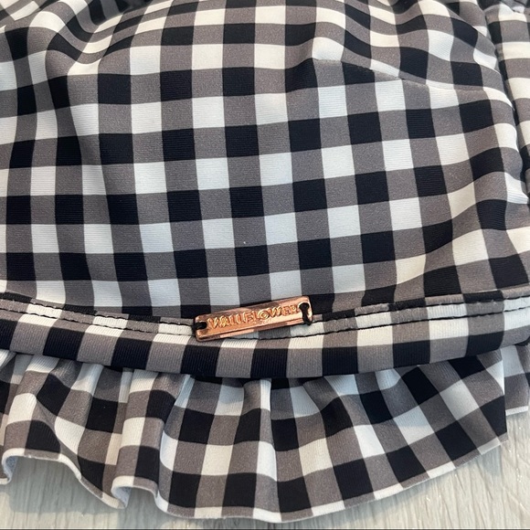 WALLFLOWER Black and White Gingham Bikini Swim Top Size S - Picture 2 of 9